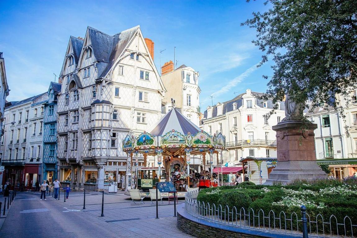Lysbed - Desjardins Apartment Angers Bagian luar foto