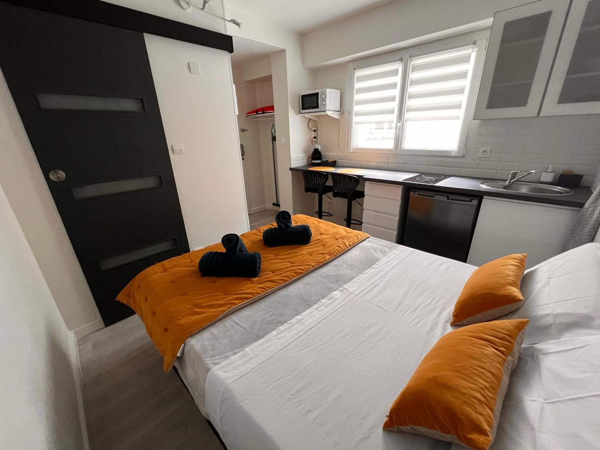 Lysbed - Desjardins Apartment Angers Bagian luar foto