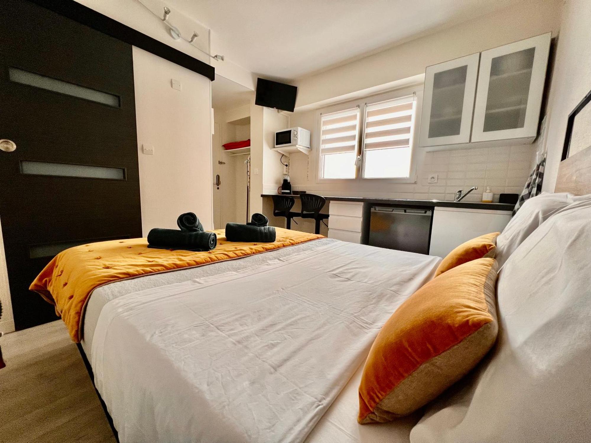 Lysbed - Desjardins Apartment Angers Bagian luar foto