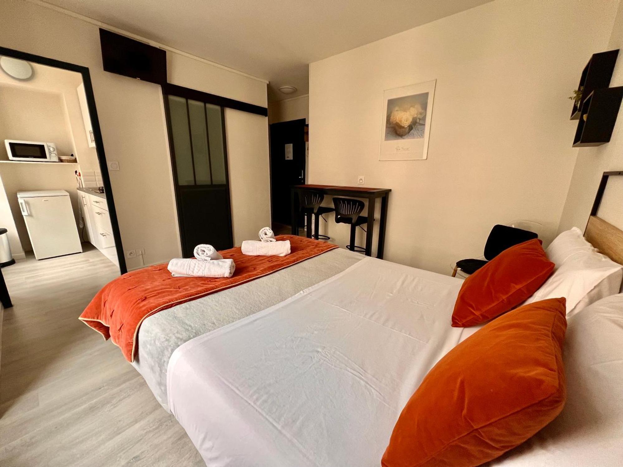 Lysbed - Desjardins Apartment Angers Bagian luar foto